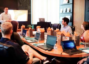 Seminarios intensivos de inglés: el impulso rápido que necesita tu equipo